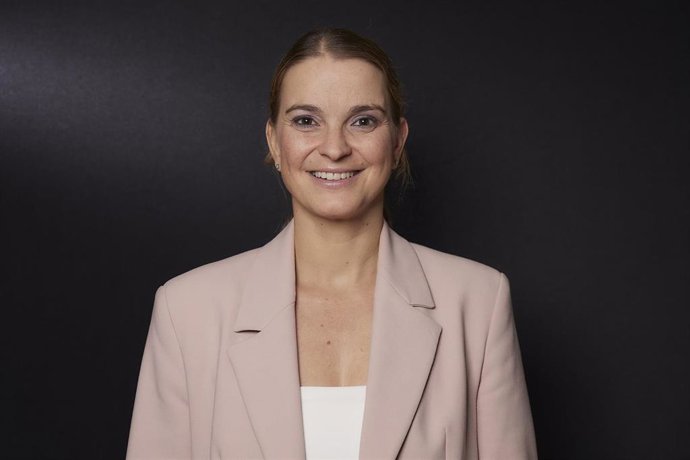 Archivo - La presidenta del Govern, Marga Prohens, posa para Europa Press.