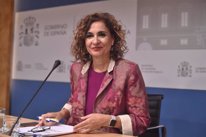 Archivo - La ministra de Hacienda y Función Pública, María Jesús Montero.