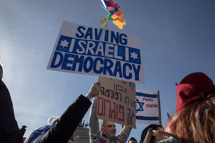 Archivo - Arxiu - Protesta contra la reforma judicial a Israel