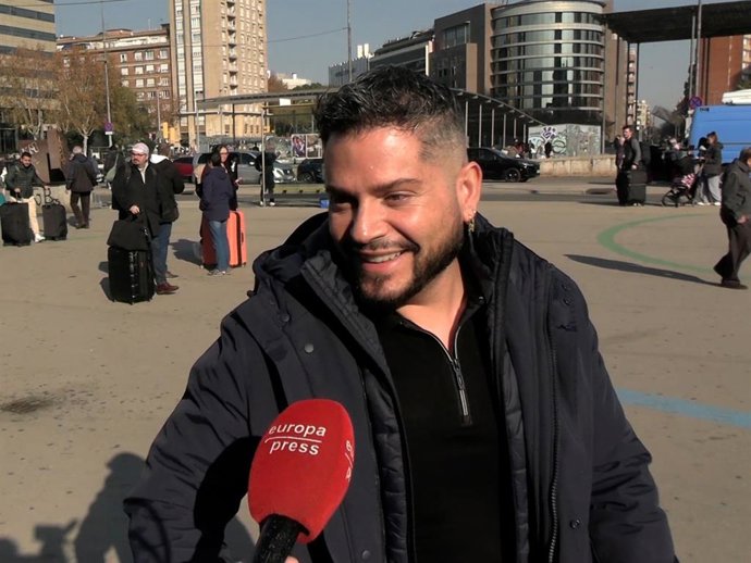 ALBERTO DUGARTE DESMIENTE CUALQUIER DISTANCIAMIENTO CON ISABEL PANTOJA EN SU PASO POR BARCELONA