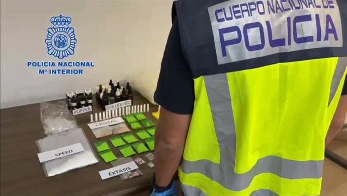 Detenido por traficar con drogas sintéticas al ser sorprendido realizando un pase de speed