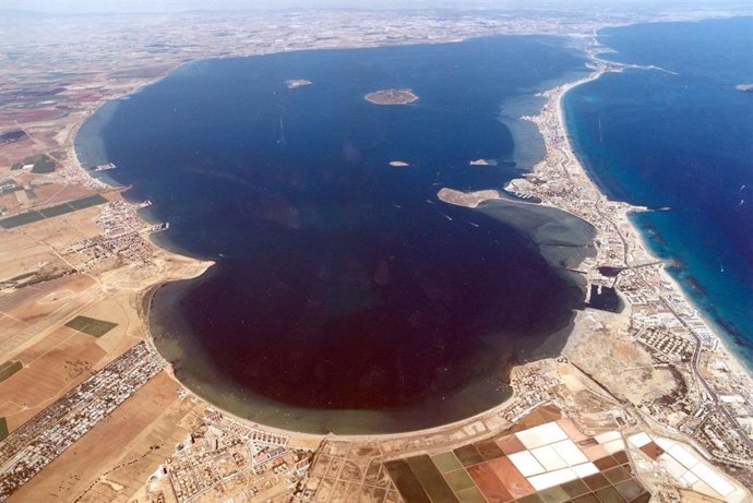 Archivo - Vista aérea del Mar Menor