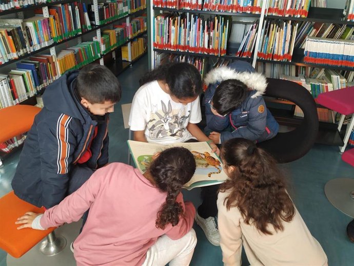 Participantes de los talleres municipales de Navidad.