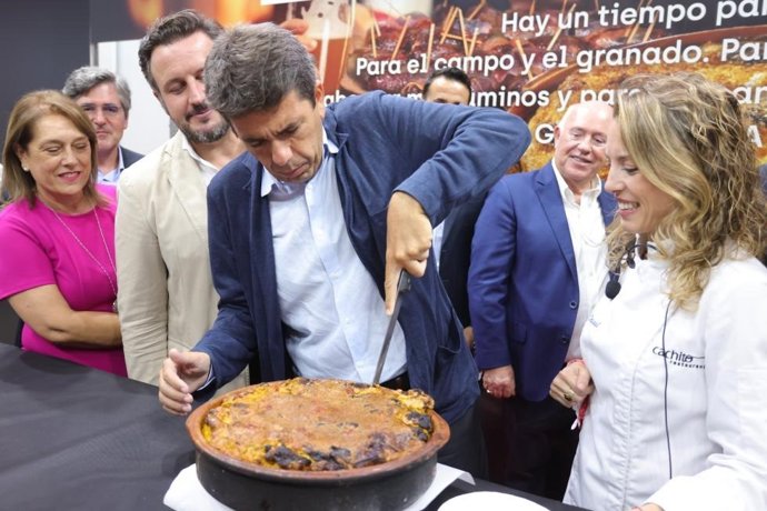 El 'president' Mazón en una feria gastronómica en imagen de archivo