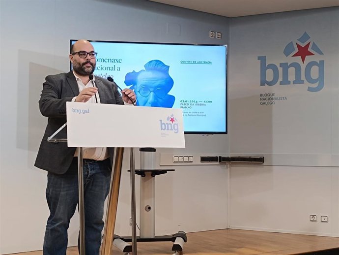 El coordinador de campaña del BNG, Rubén Cela, comparece en rueda de prensa