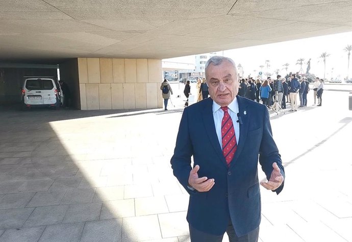 El portavoz de Vox en Cort, Fulgencio Coll, en el acto de inauguración de la Avenida Flix Pons