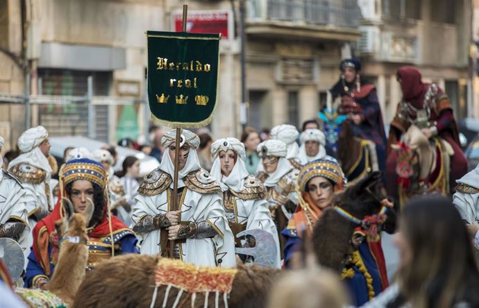 Archivo - Llegada del Heraldo Real a Huelva en una imagen de archivo.