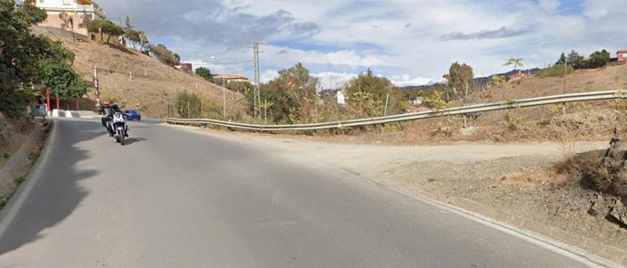 Archivo - Málaga.- La Junta construirá un acerado para el tránsito seguro de peatones en Camino de Colmenar