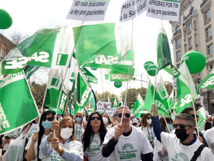 Archivo - Enfermeras de La Rioja en una reciente concentración