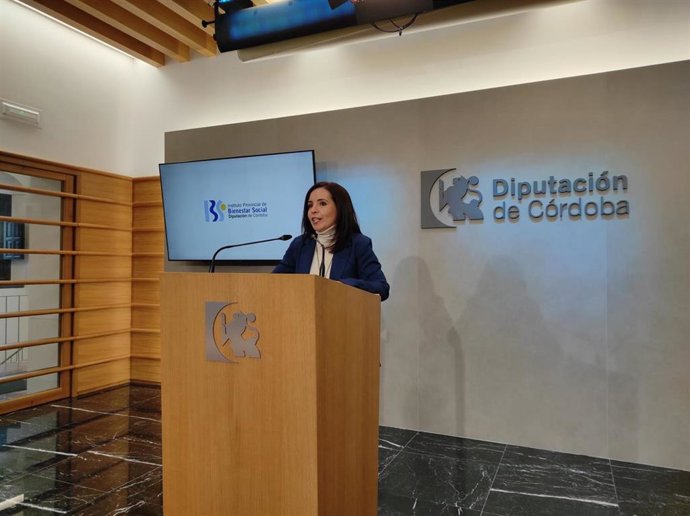 La presidenta del IPBS, Irene Aguilera, en rueda de prensa.