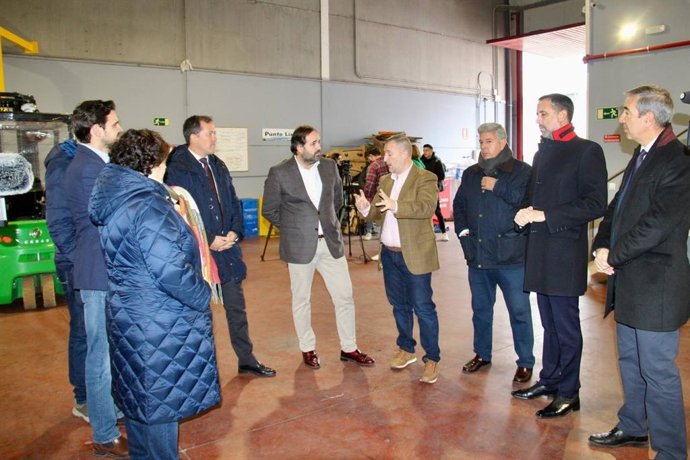 El presidente del Partido Popular de Castilla-La Mancha, Paco Núñez, en su visita a empresa 'Inserta Toledo'.