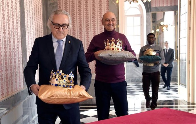 Los Reyes Magos ya se preparan para saludar a todos los murcianos