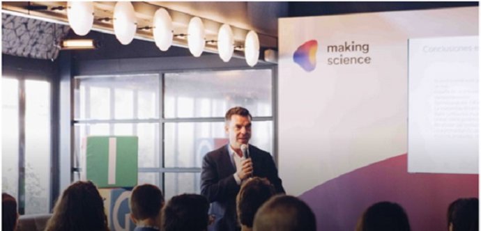 Archivo - Conferencia Making Science