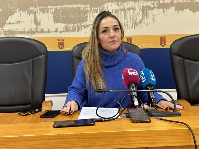 La concejal de Festejos en el Consistorio talaverano, María Pilar Guerrero, en rueda de prensa.