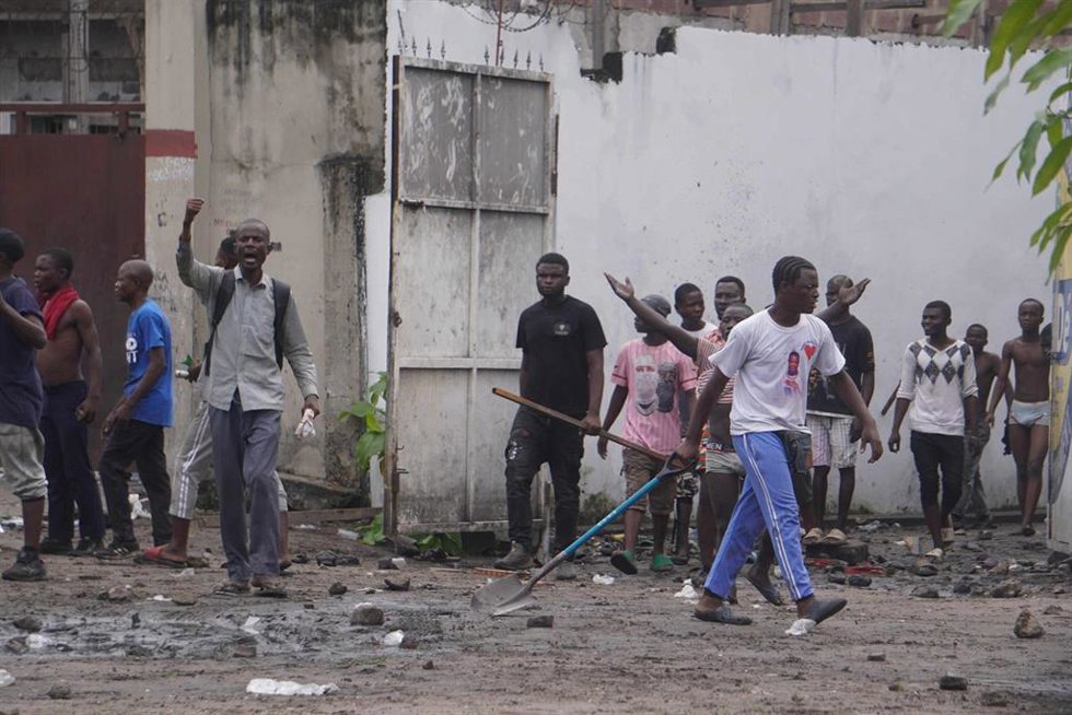 Protesta en la capital de República Democrática del Congo (RDC), Kinshasa, contra los resultados de las últimas elecciones, en medio de denuncias de irregularidades por parte de la oposición (archivo)