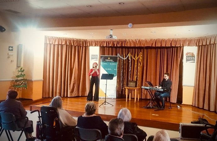 Actuación de Lucía Domínguez esta Navidad, en una iniciativa de Fundación Caja Rural de Aragón.