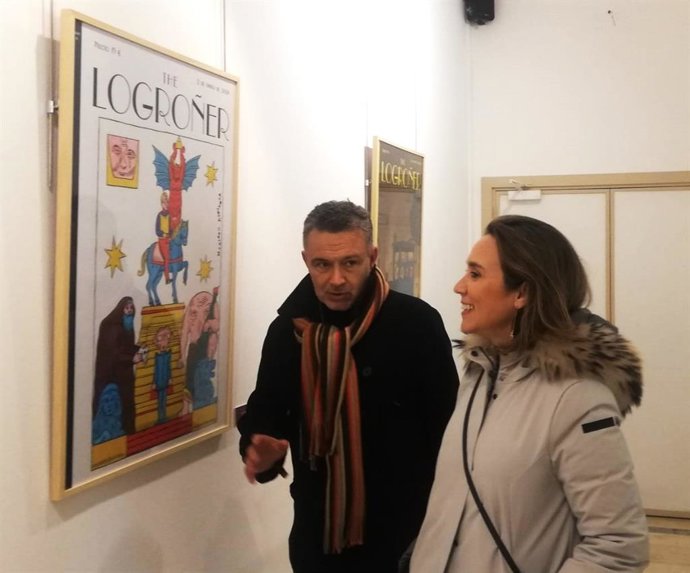 Gamarra y Escobar, en su visita a la exposición 'The Logroñer', dentro de Actual 2024