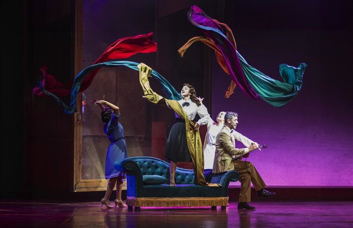 Archivo - 'El Tiempo Entre Costuras, El Musical'.