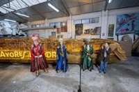 La magia de los Reyes Magos recorrerá esta tarde el centro de Madrid con 13 carrozas, marionetas y 200 pajes