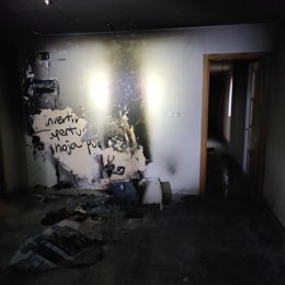 Archivo - Incendio provocado por un patinete.