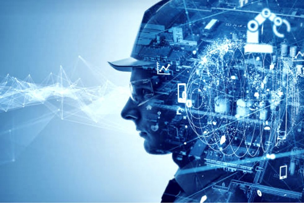 Archivo - Industria financiará con 96 millones la digitalización de destinos turísticos