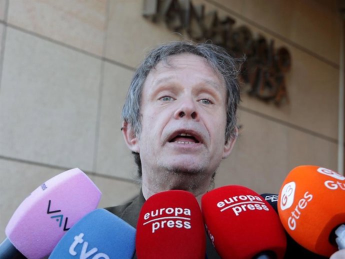 PACO, HIJO DE PACO ARÉVALO