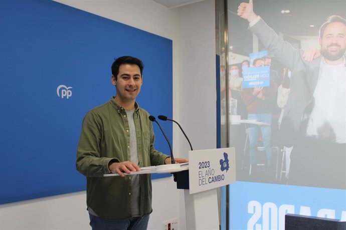 Archivo - El presidente de NNGG-CLM, José Luis Montalvo