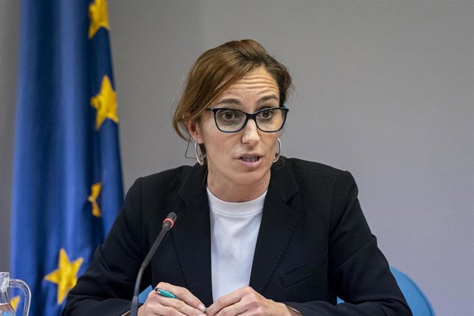 La ministra de Sanidad, Mónica García