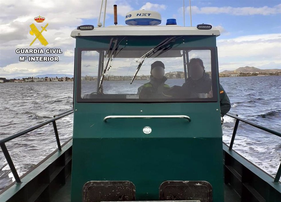 Imagen de las tareas de búsqueda del menor desaparecido facilitadas por la Guardia Civil