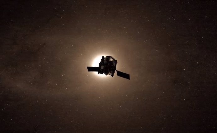 Ilustración del paso cercano al Sol de la nave OSIRIS-APEX