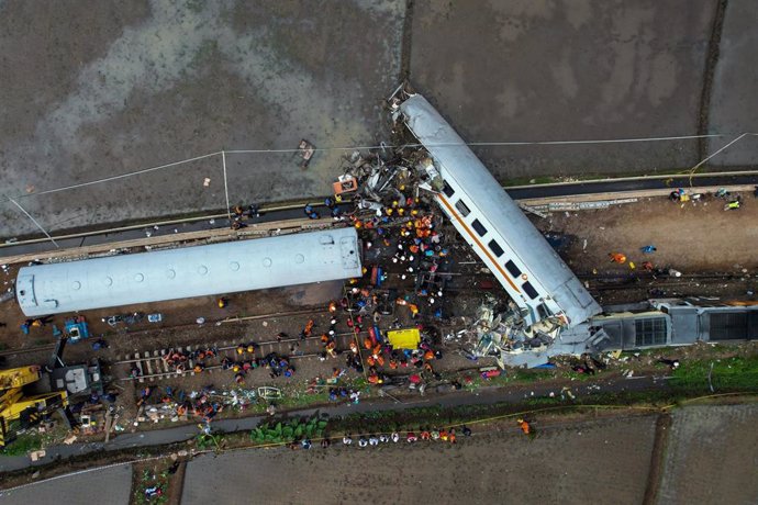 Imagen de archivo de un accidente de tren en Indonesia. 