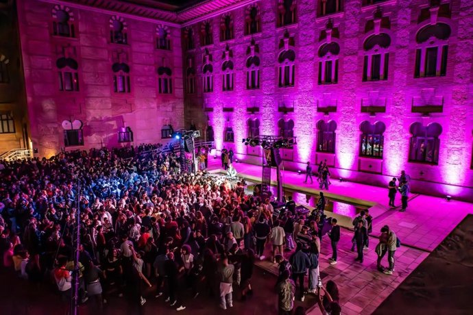 Una de las sesiones celebradas en el Rectorado de la UCO.