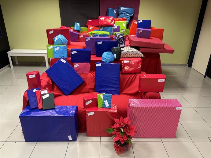 Regalos entregados por la campaña 'Sonríe con un juguete'.