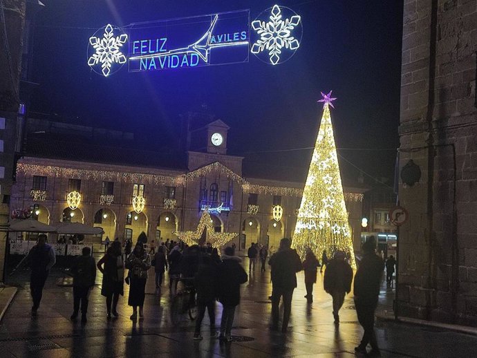 Decoración navideña en Avilés.