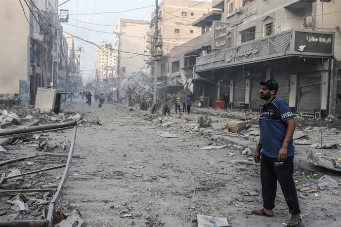 Archivo - Edificios destruidos por los bombardeos de Israel contra Ciudad de Gaza, en la Franja de Gaza