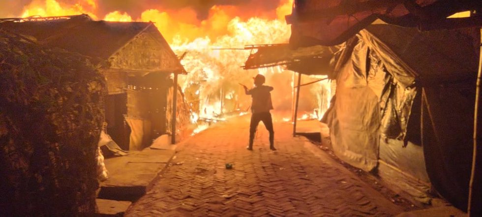 Incendio en el campo de Coxs Bazar