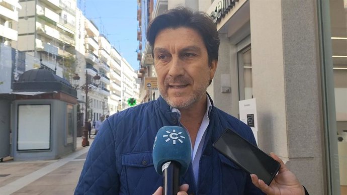 Archivo - El parlamentario andaluz por el PSOE de Huelva y portavoz de la Ejecutiva Provincial, Enrique Gaviño.
