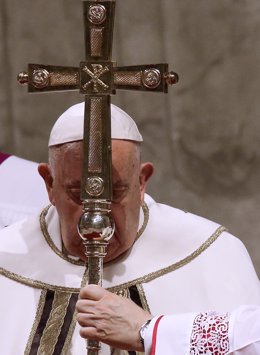06 January 2024, Vatican, Vatican City: Pope Francis presides Epiphany Mass in St. Peter's Basilica at the Vatican. Photo: Evandro Inetti/ZUMA Press Wire/dpa