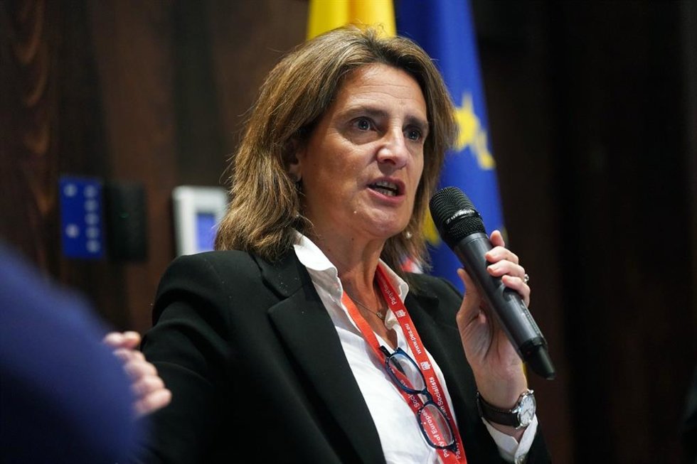 Archivo - La vicepresidenta tercera y ministra para la Transición Ecológica y el Reto Demográfico, Teresa Ribera, participa en Málaga en el congreso del Partido Socialista Europeo (PES)