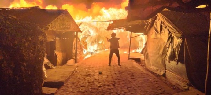 Incendi a Cox's Bazar el 7 de gener del 2023