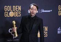 Kieran Culkin se ríe de Pedro Pascal tras ganar el Globo de Oro: "Chúpate esa"