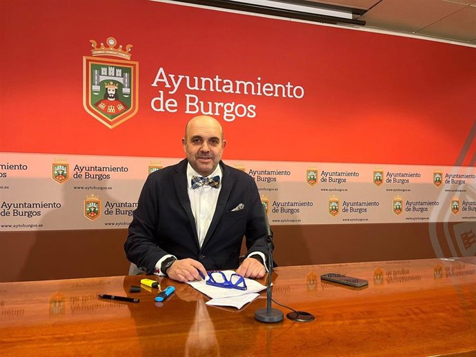 Fernando de la Varga, durante la rueda de prensa.