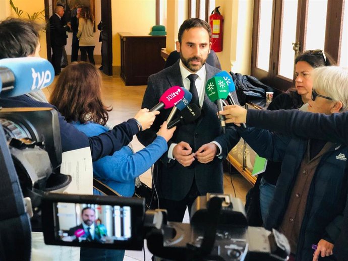 Archivo - El secretario general del PSOE de Málaga, Daniel Pérez, en una foto de archivo.