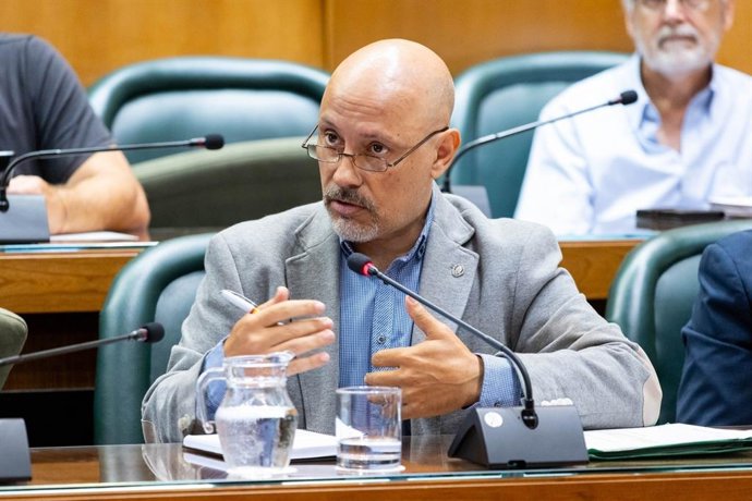 Archivo - El concejal de VOX en el Ayuntamiento de Zaragoza, David Flores.