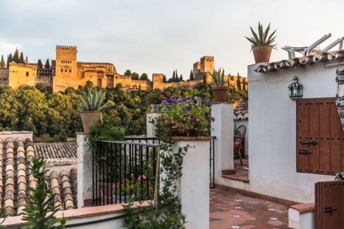 HomeExchange cierra 2023 con un 45% más de pernoctaciones y un 57% más de intercambios en España.