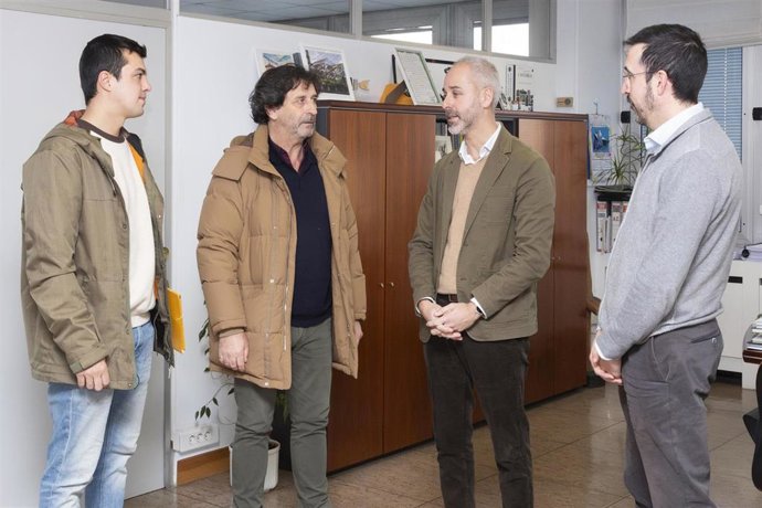 El consejero de Educación, Formación Profesional y Universidades, Sergio Silva, se reúne con la Fundación Diagrama.