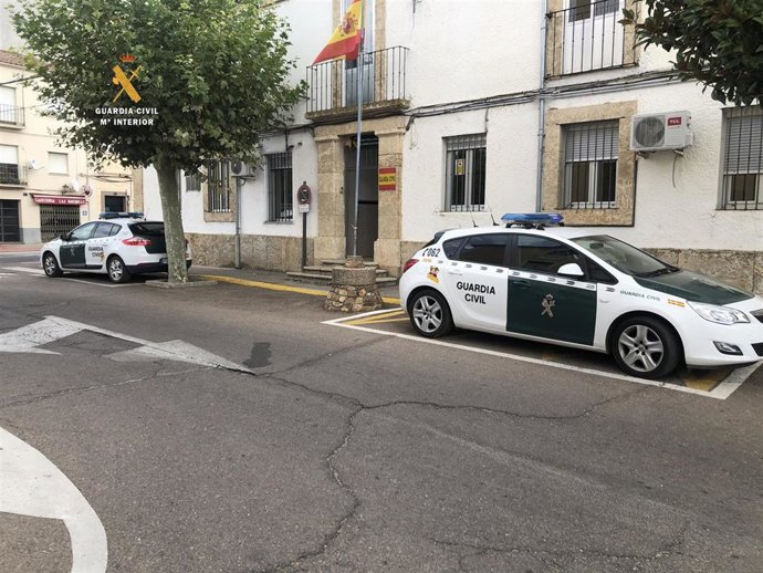 Archivo - Sucesos.- Detenido por amenazar con una navaja y robar a un taxista en Ciudad Rodrigo (Salamanca)