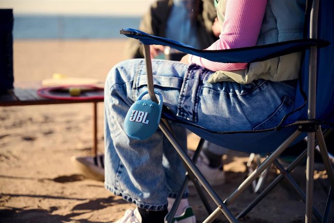 Archivo - Altavoz portátil Clip 5