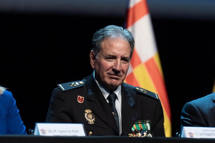 Archivo - El jefe superior de Policía de Cataluña, el comisario principal Luis Fernando Pascual, durante un acto por el Día de la Policía Nacional