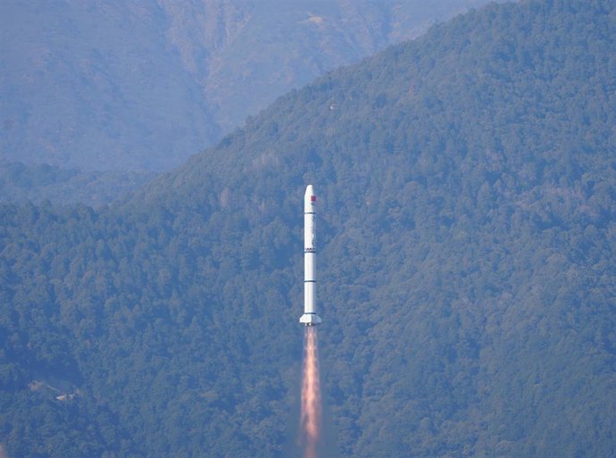 Lanzamiento de un nuevo satélite de investigación espacial por parte de China desde la provincia de Sichuán